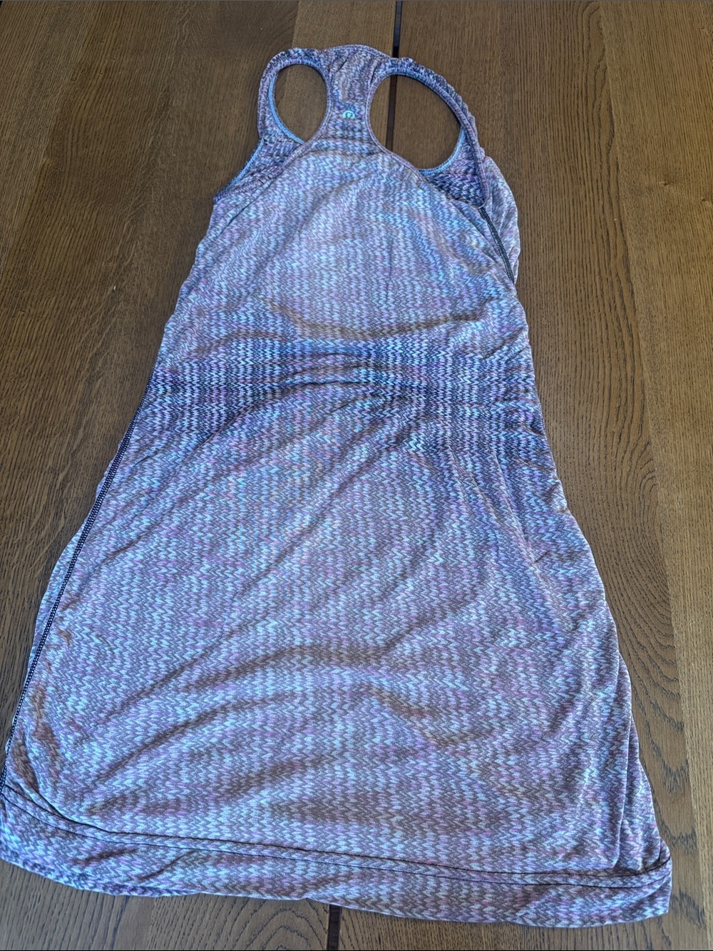 lululemon athletica - Picture 2 of 5